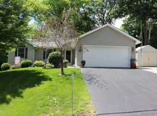 N3185 Satinwood Rd, Lake Geneva, WI 53147