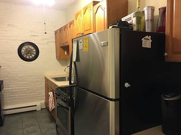 2nd image of 11 Symphony Rd APT 2G