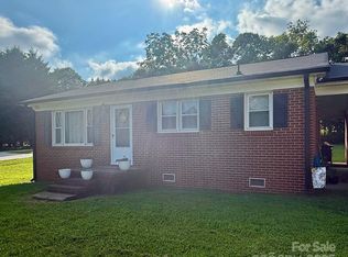2735 Baker St, Claremont, NC 28610