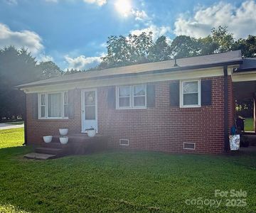 2735 Baker St, Claremont, NC, 28610