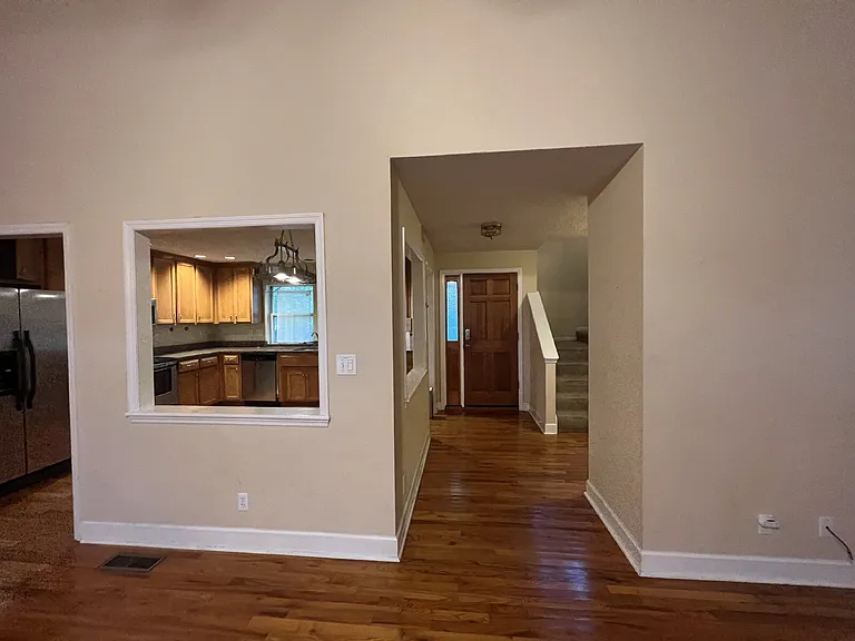 257 Starmount Dr — Photo 4