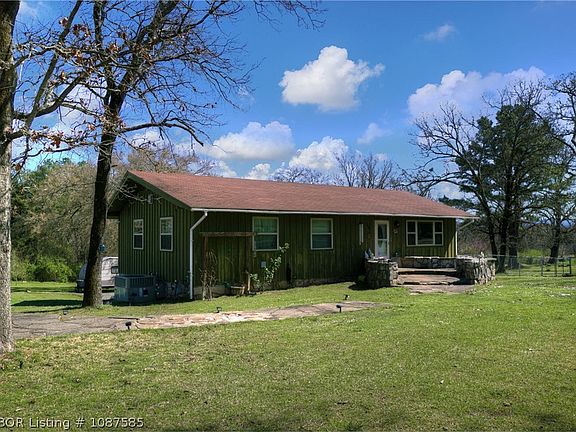3rd image of 1108 W Morris Creek Rd