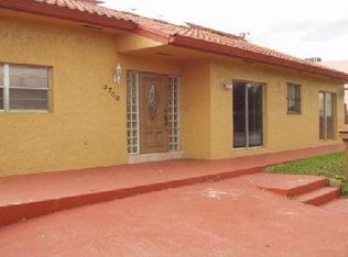 3700 W 8th Ave, Hialeah, FL 33012