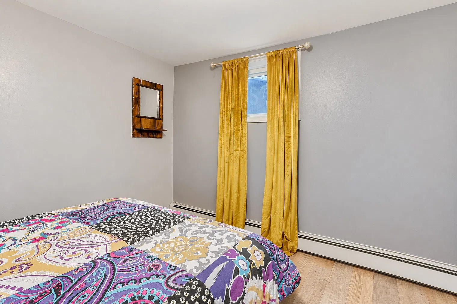 2 bed, 1.0 bath, 1496 sqft, $3,290 — Photo 4