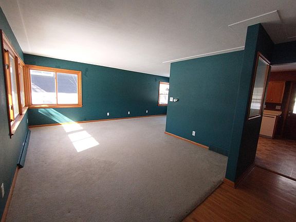 Living room - as viewed from the entry way