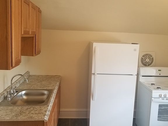 3rd image of 100 S Maryland Ave APT 2