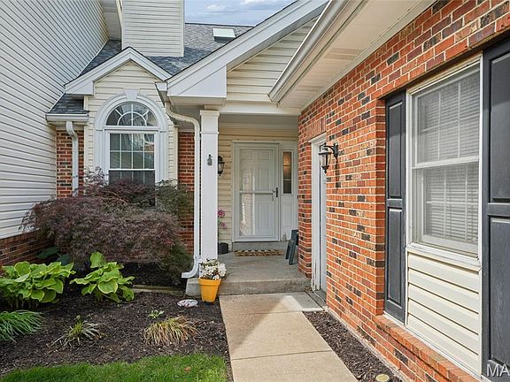 3rd image of 7326 Westover Colonial Ln