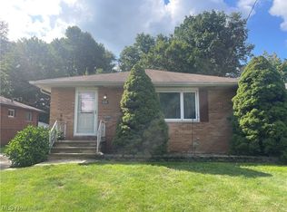 6098 Ridgebury Blvd, Mayfield Heights, OH 44124