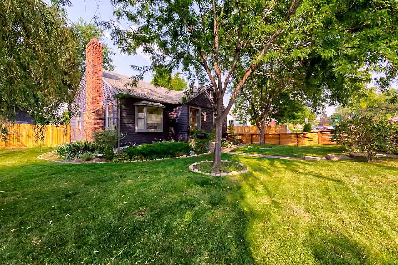 4 bed, 2077 sqft, $5,000 — Photo 2