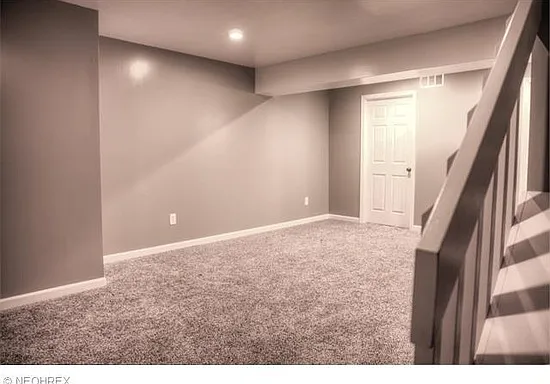 1010 Meadow Run — Photo 2