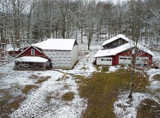 125 Henrys Bend Rd, Oil City, PA 16301