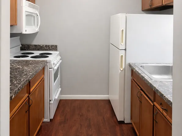 405 4th St SE #14, Minneapolis, MN 55414