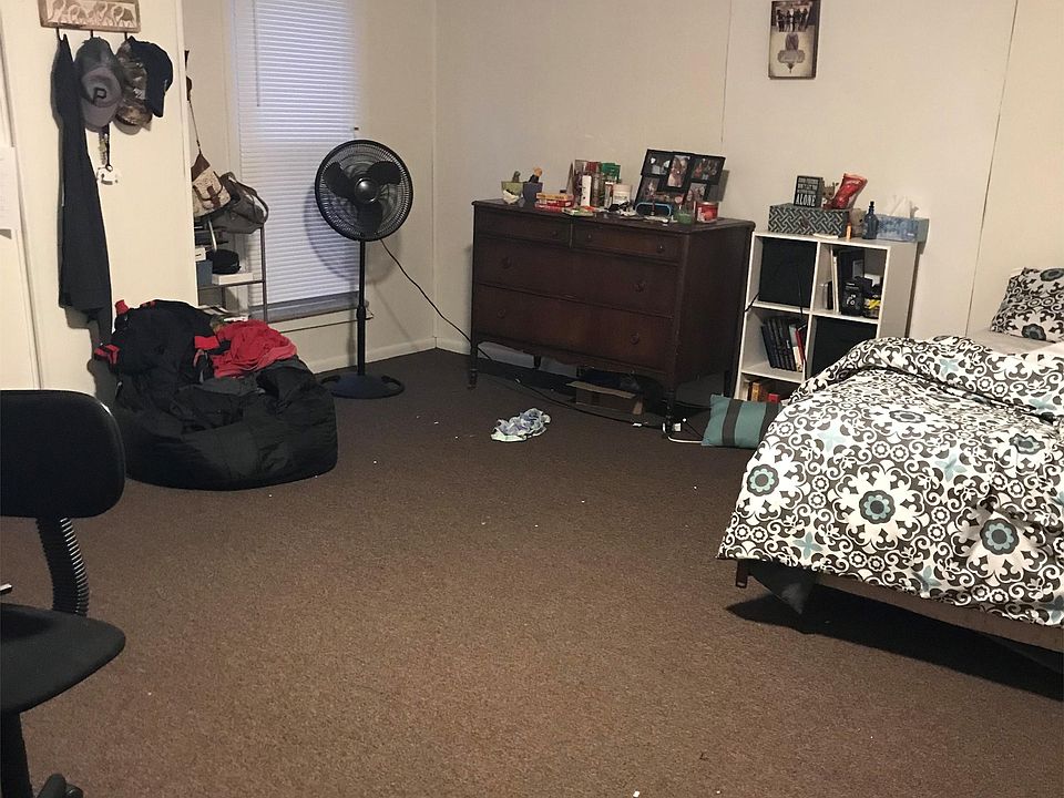Large Bedroom 3