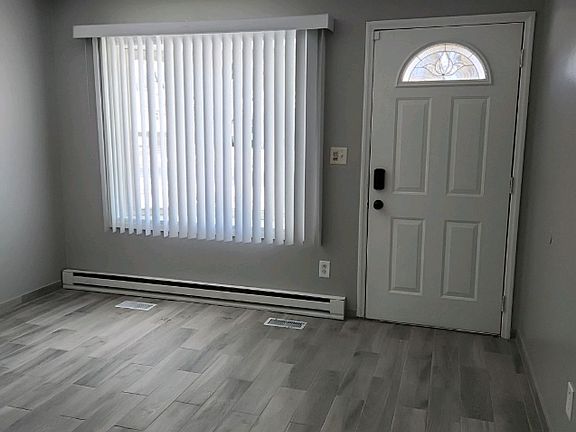 2nd image of 2115 Joanna Ave