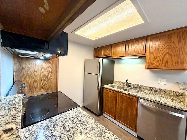 908 S Walden Way #203 — Photo 12