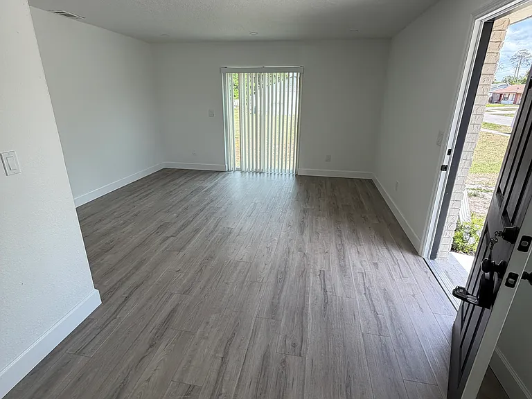 11805 Alafaya Woods Ct #11805 — Photo 9
