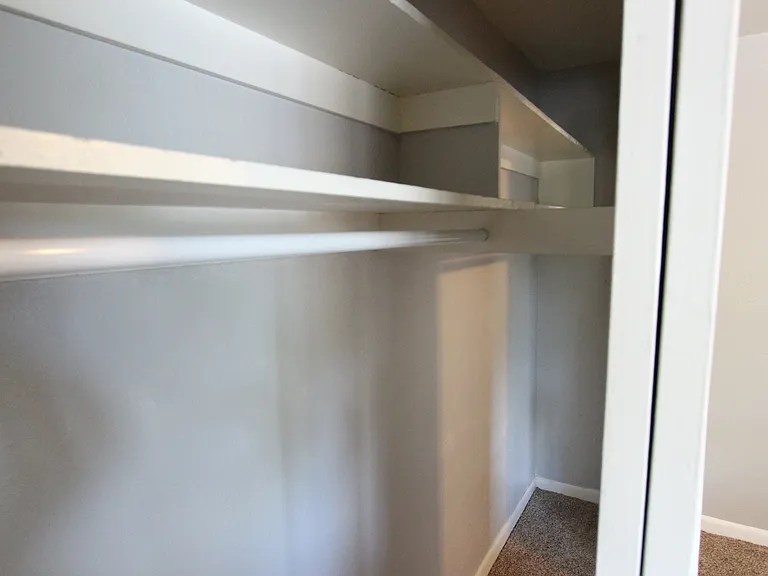 1425 Bunting Ave — Photo 29