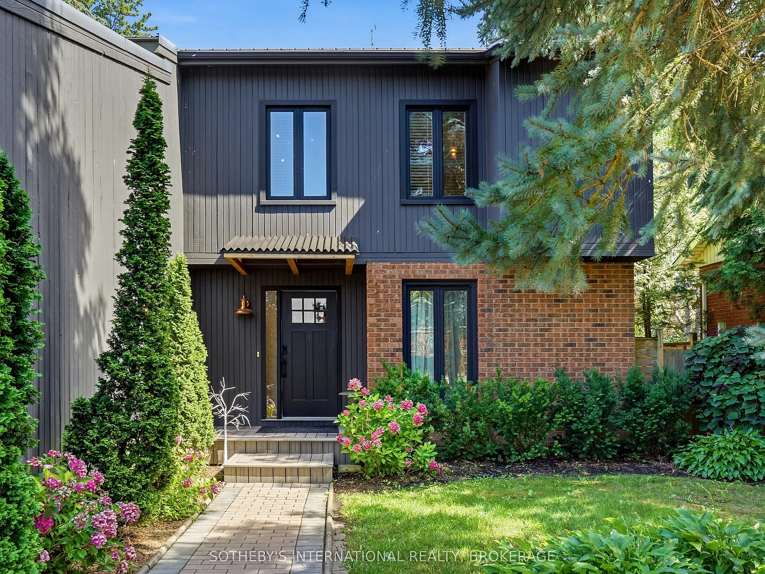 4 bed, $7,800 — Photo 2