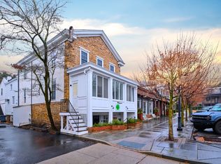 19 Bridge St, Stockton, NJ 08559