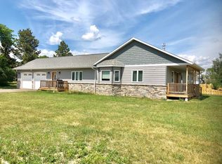 207 Vine St, Arnegard, ND 58835