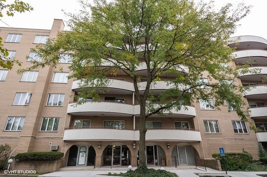 1st image of 6400 N Cicero Ave APT 314