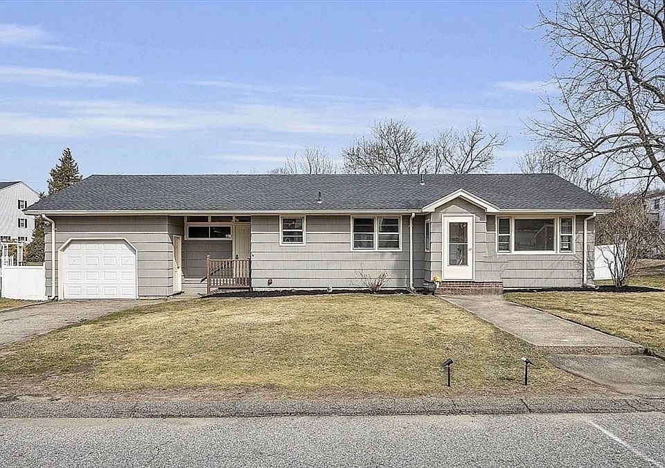 1st image of 9 Alpha St