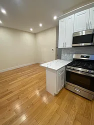 Rented by Hudson Exclusive