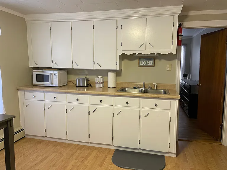 48 W Bates St #2 — Photo 10