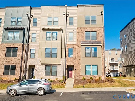 2nd image of 2723 Saint Elias Dr #B