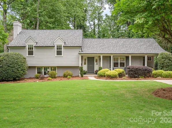 5701 Wintercrest Ln, Charlotte, NC 28209