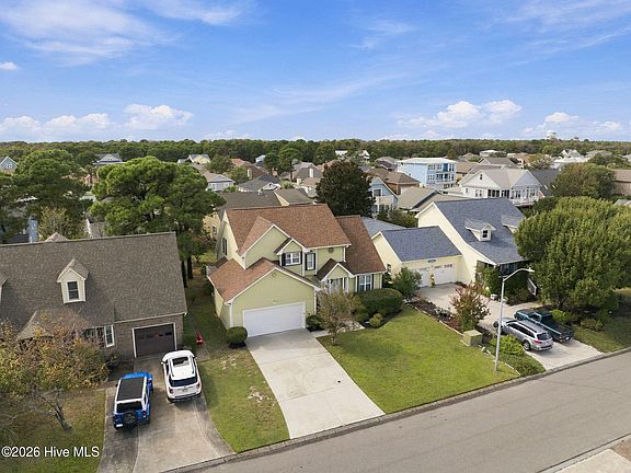 4th image of 721 Sloop Pointe Lane