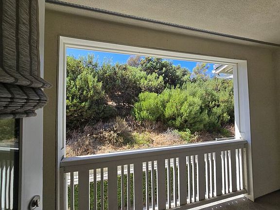 3rd image of 1110 Hibiscus Way