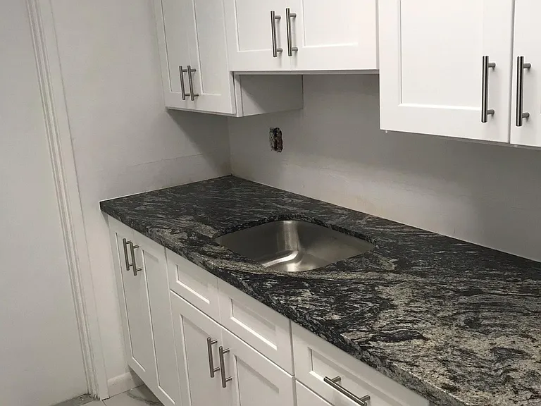 4533 N Ocean Dr — Photo 11