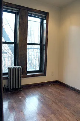Rented by Keller Williams NYC | media 19