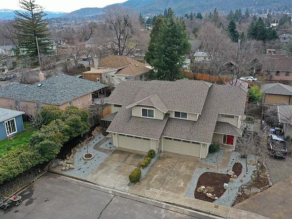 4th image of 119 Oak Meadows Pl