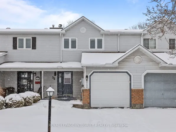 35 Randall James Dr, Ottawa, ON K2S 1L9