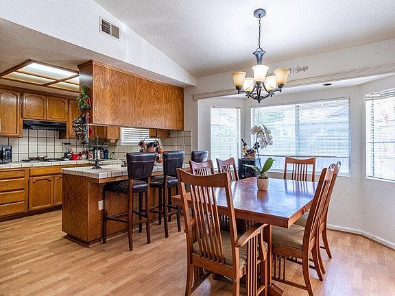 4th image of 2135 Arroyo Ct