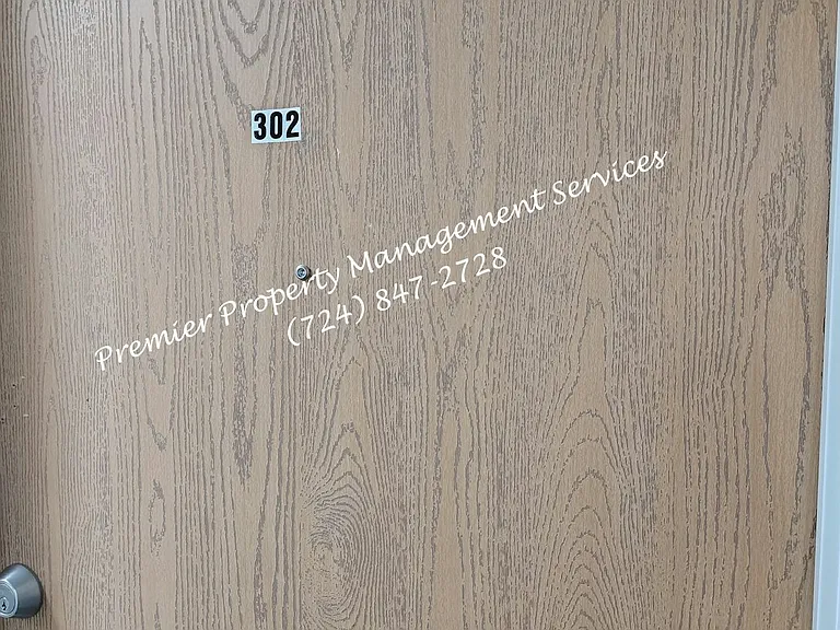 262 Connecticut Ave #302 — Photo 2
