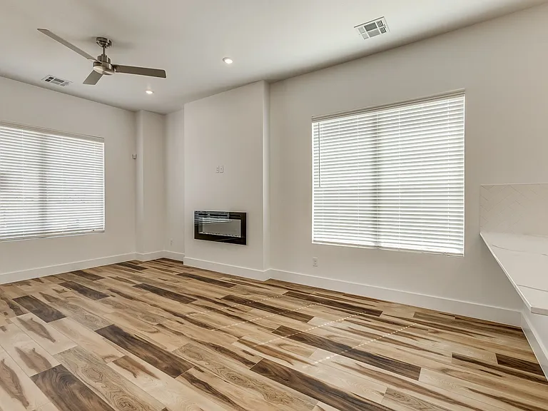 2540 NW 132nd Pl — Photo 11