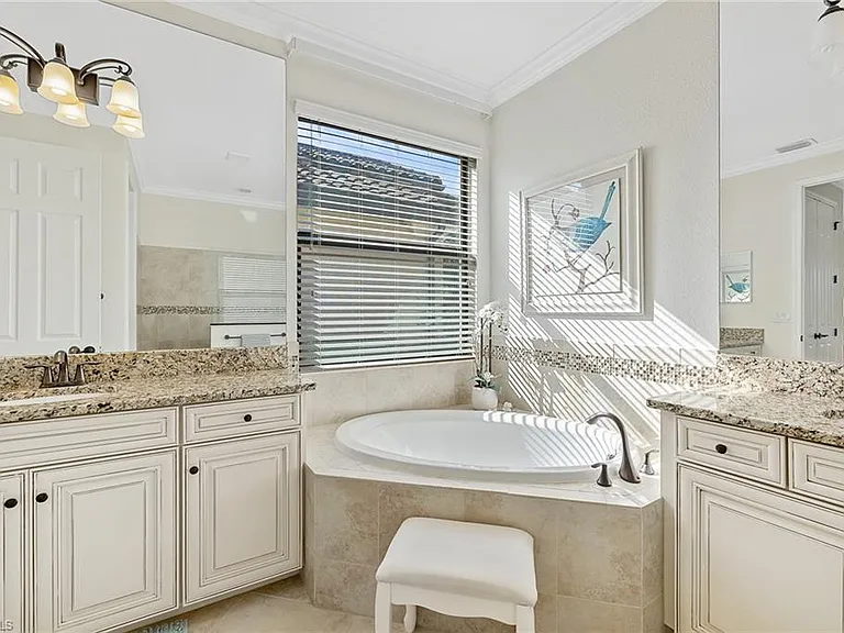 28557 Westmeath Ct — Photo 37