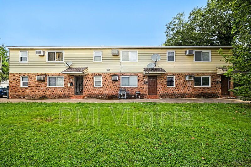 1st image of 2414 Courtney Ave APT 2