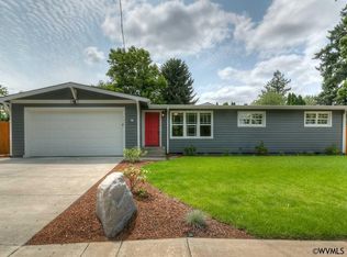 4041 Hawthorne Ave NE, Salem, OR 97301