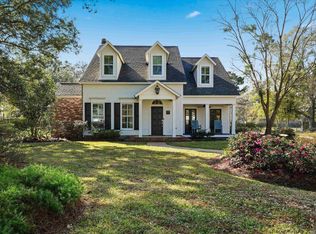 2806 Dakin Ave, Baton Rouge, LA 70820