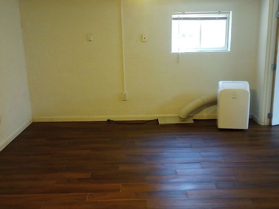 2nd image of 59 Oak St #B