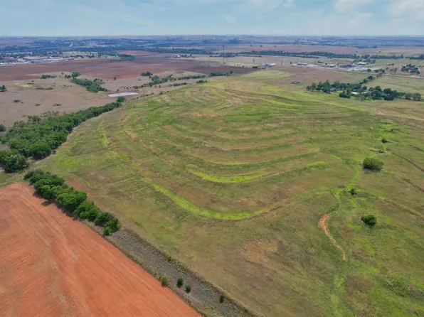 20 Lawter Rd, Weatherford, OK 73096