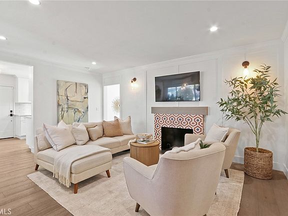 4th image of 6012 E Conant St