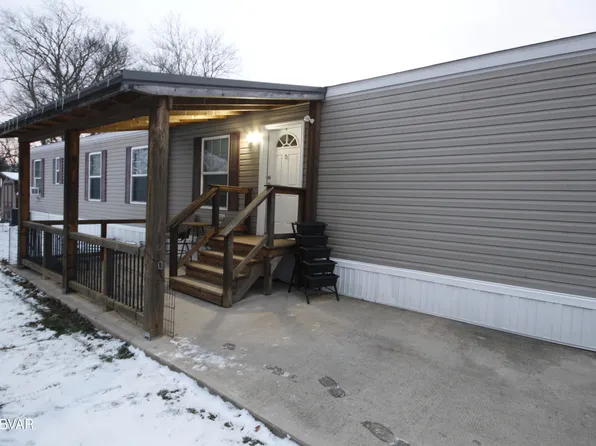 22 Blue Jay Dr, Watsontown, PA 17777