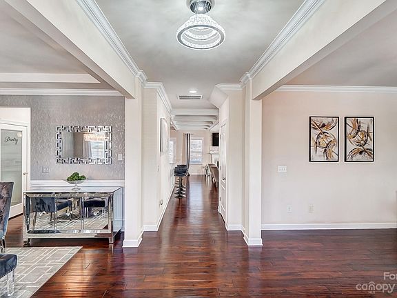 4th image of 16927 Alydar Commons Ln