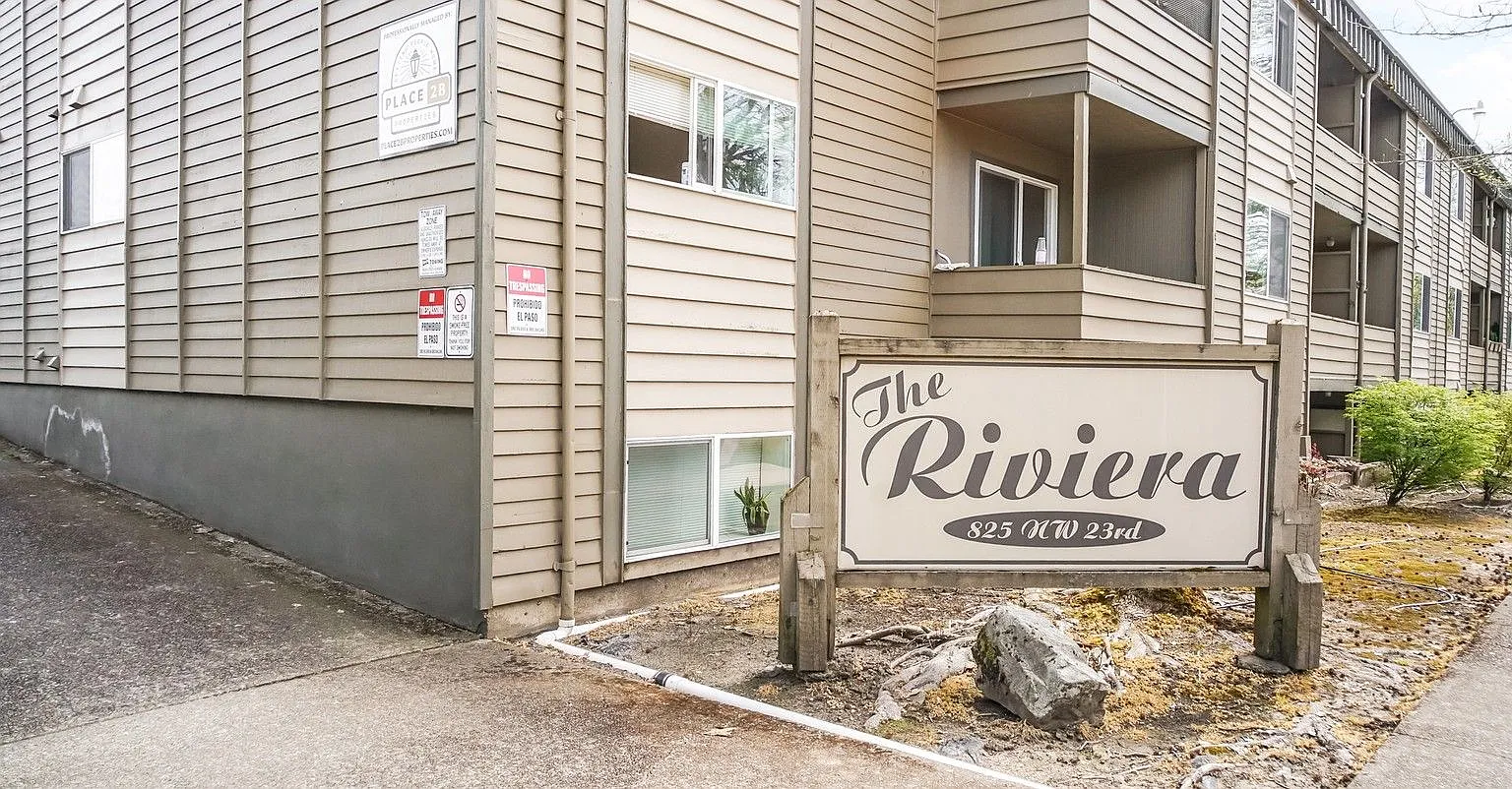 Riviera Apartments — Photo 1
