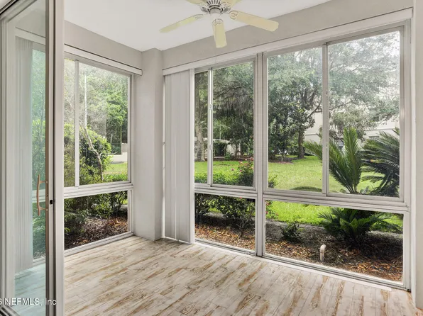 8601 BEACH Boulevard #403, Jacksonville, FL 32216